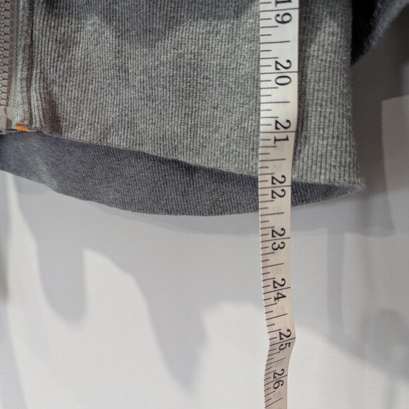 Lululemon Grey Catch A Breath Oversized Hoodie Athleisure Women's 6 Crop Yoga - Picture 9 of 9